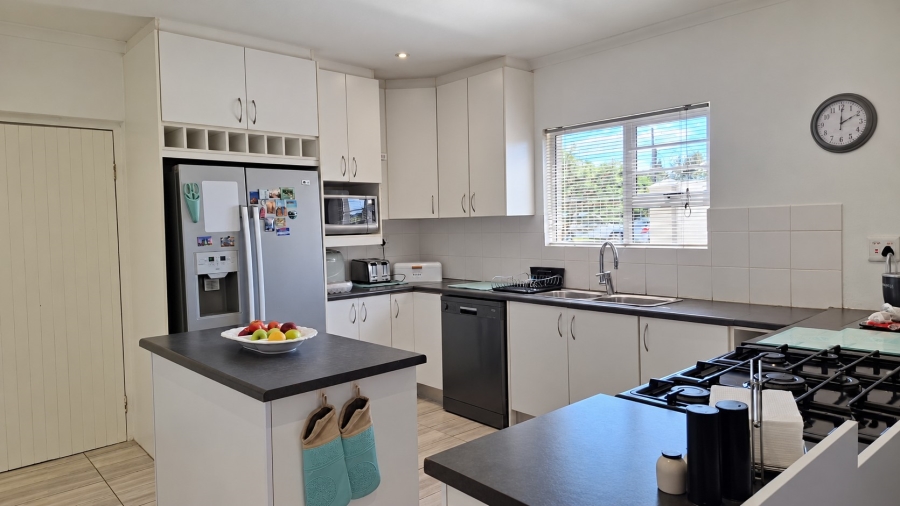 3 Bedroom Property for Sale in Beacon Bay Eastern Cape